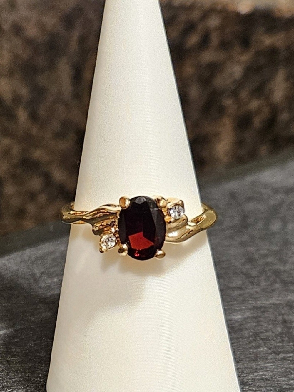 Gold-Plated Women’s Ring with Deep Red Oval Stone Dotted W/Accent Diamond. Size8